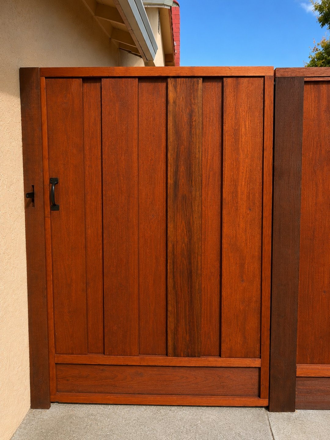 Wood gate with horizontal board infill — Cut Once Construction Tri-Valley